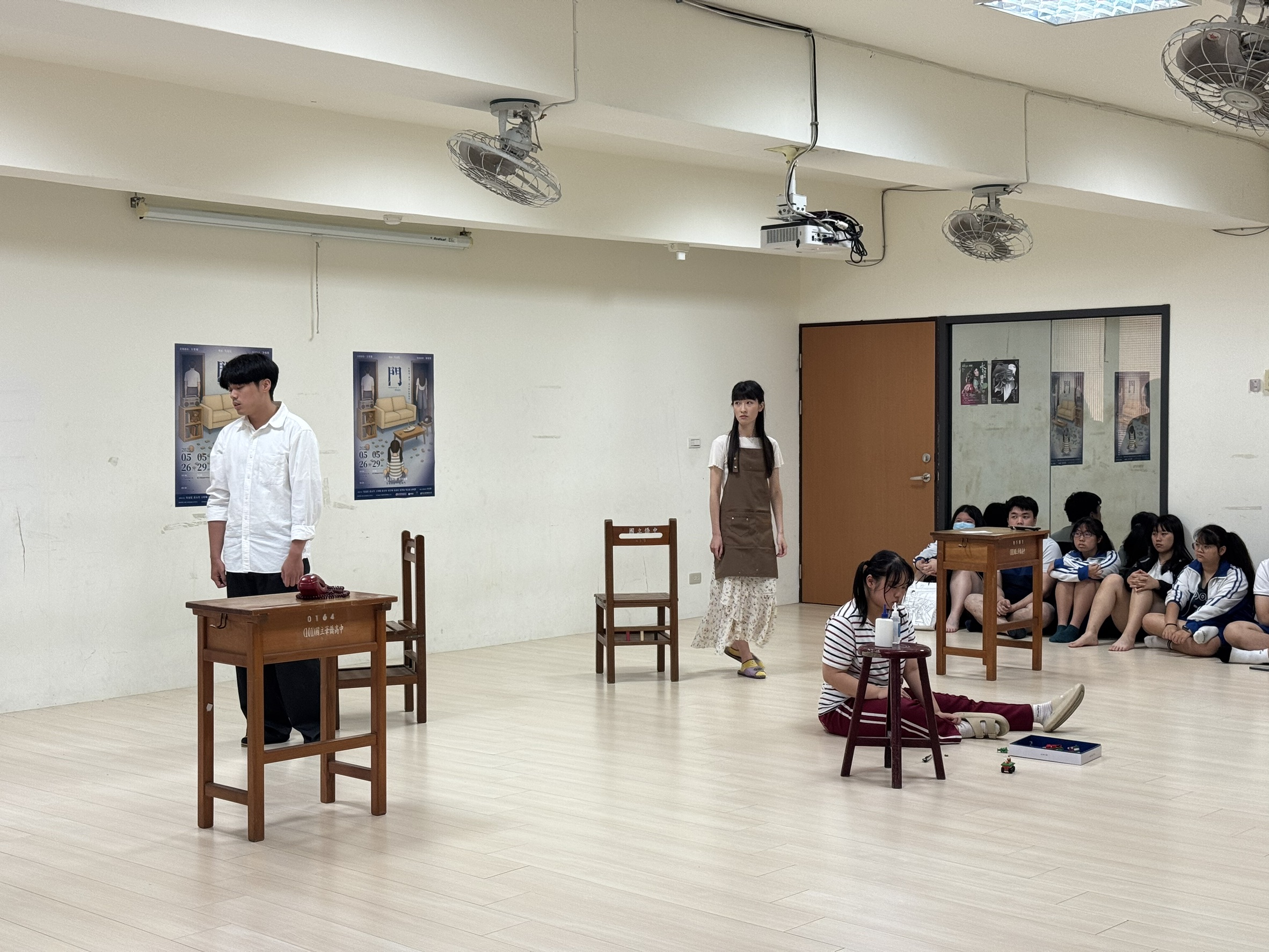 臺藝大戲劇學系深耕社區 與板橋榮民之家、華僑中學攜手推動藝術共榮