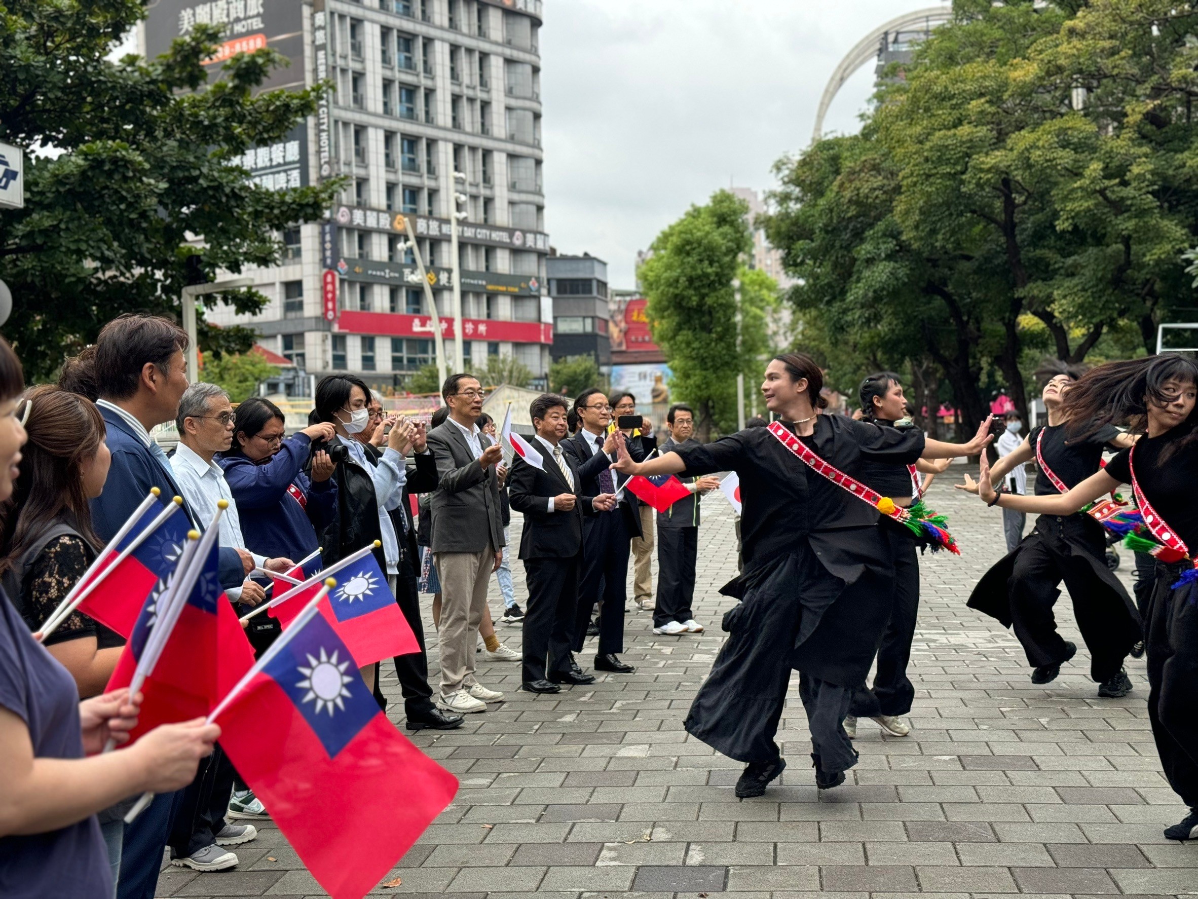 臺藝大原資中心攜手板橋公所　台日交流展現原民風采