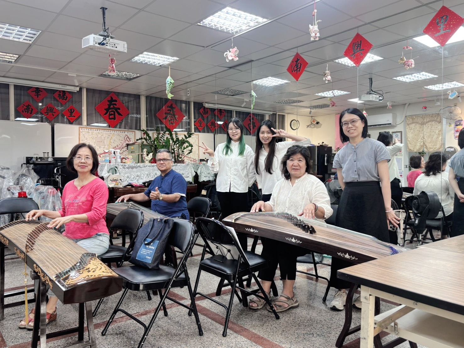 湳興里－銀髮國樂(古箏)才藝學習課程